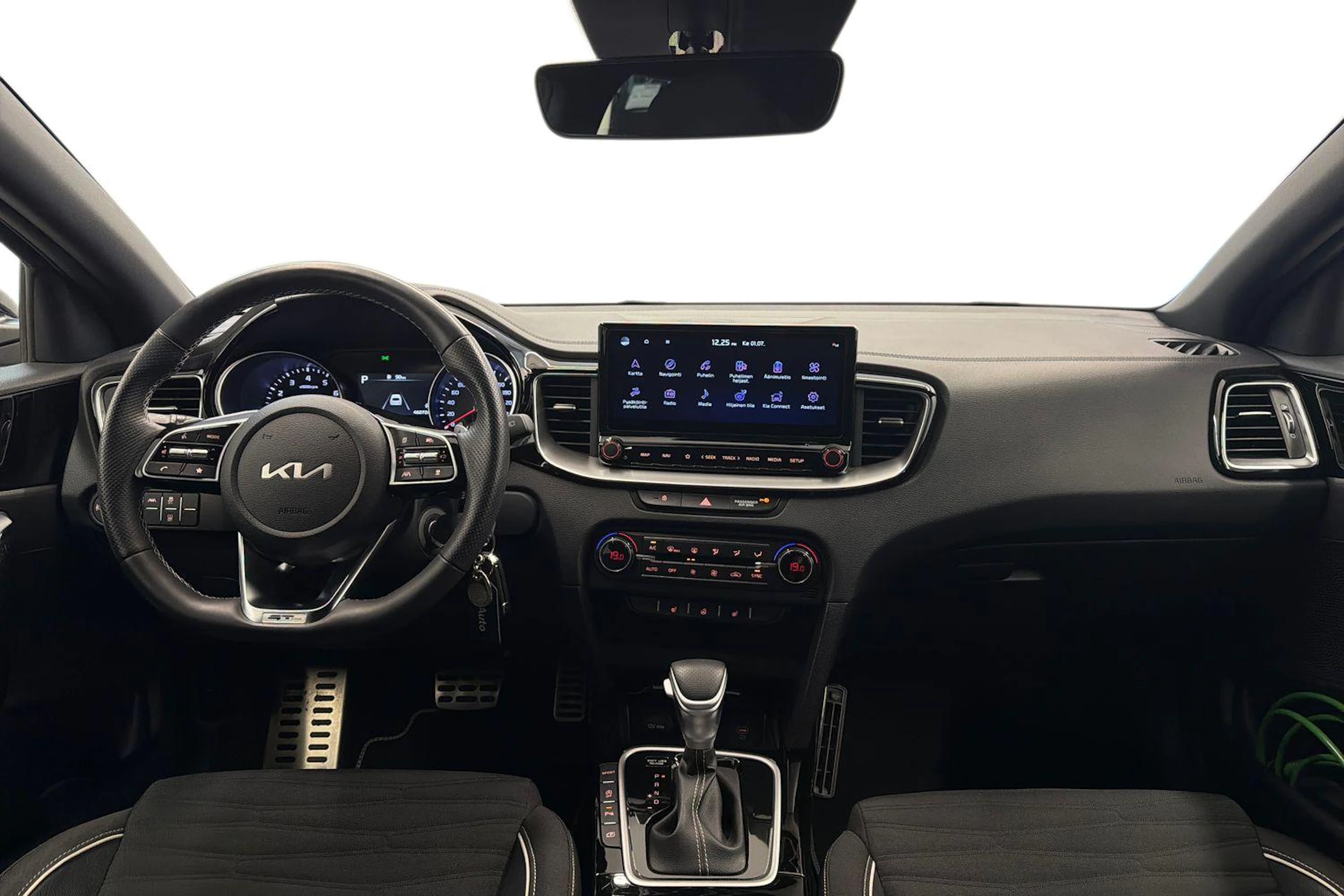 musta Kia ProCeed 2024 kuva 7.