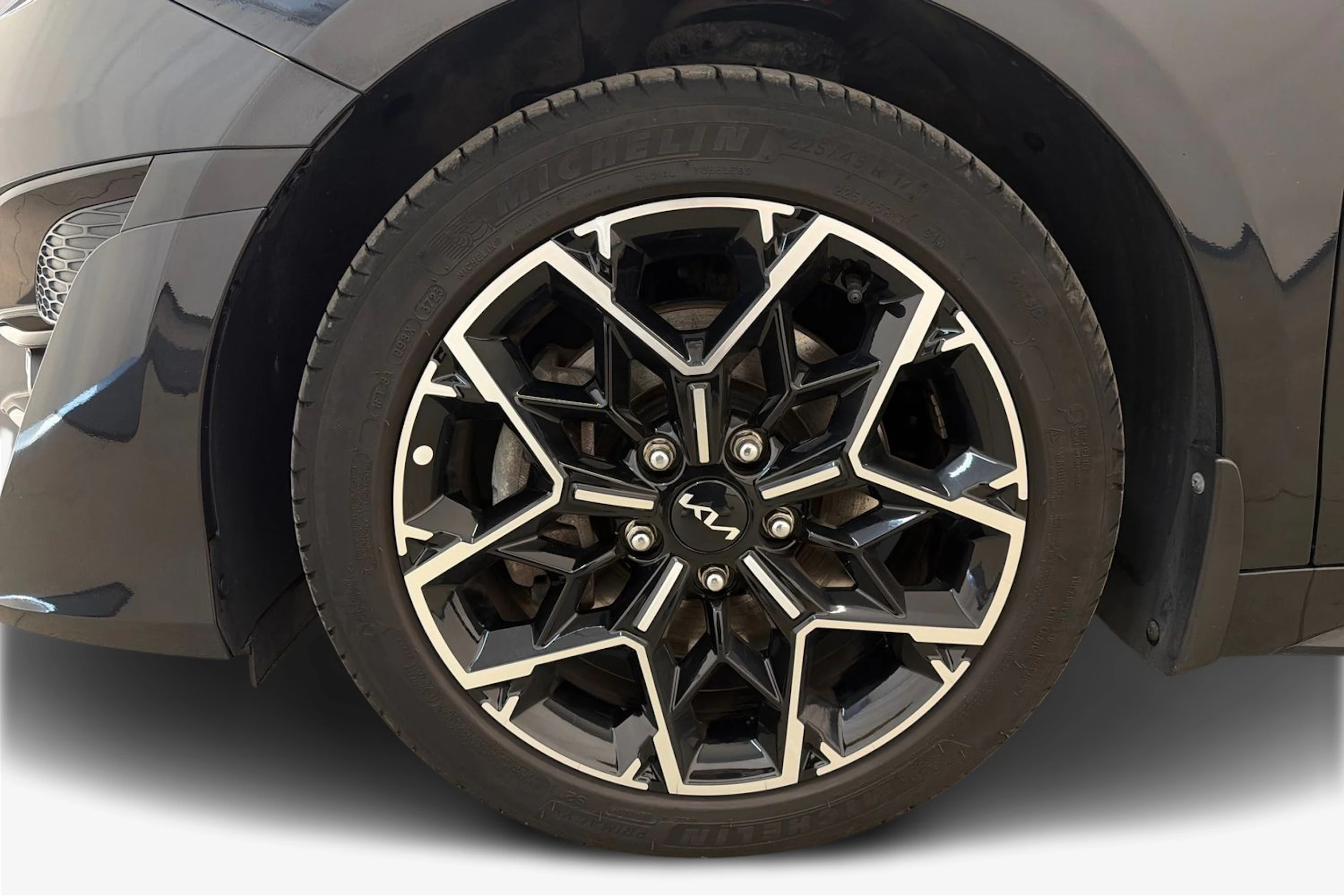 musta Kia ProCeed 2024 kuva 9.