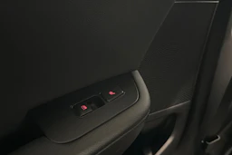 musta Kia ProCeed 2024 kuva 14.