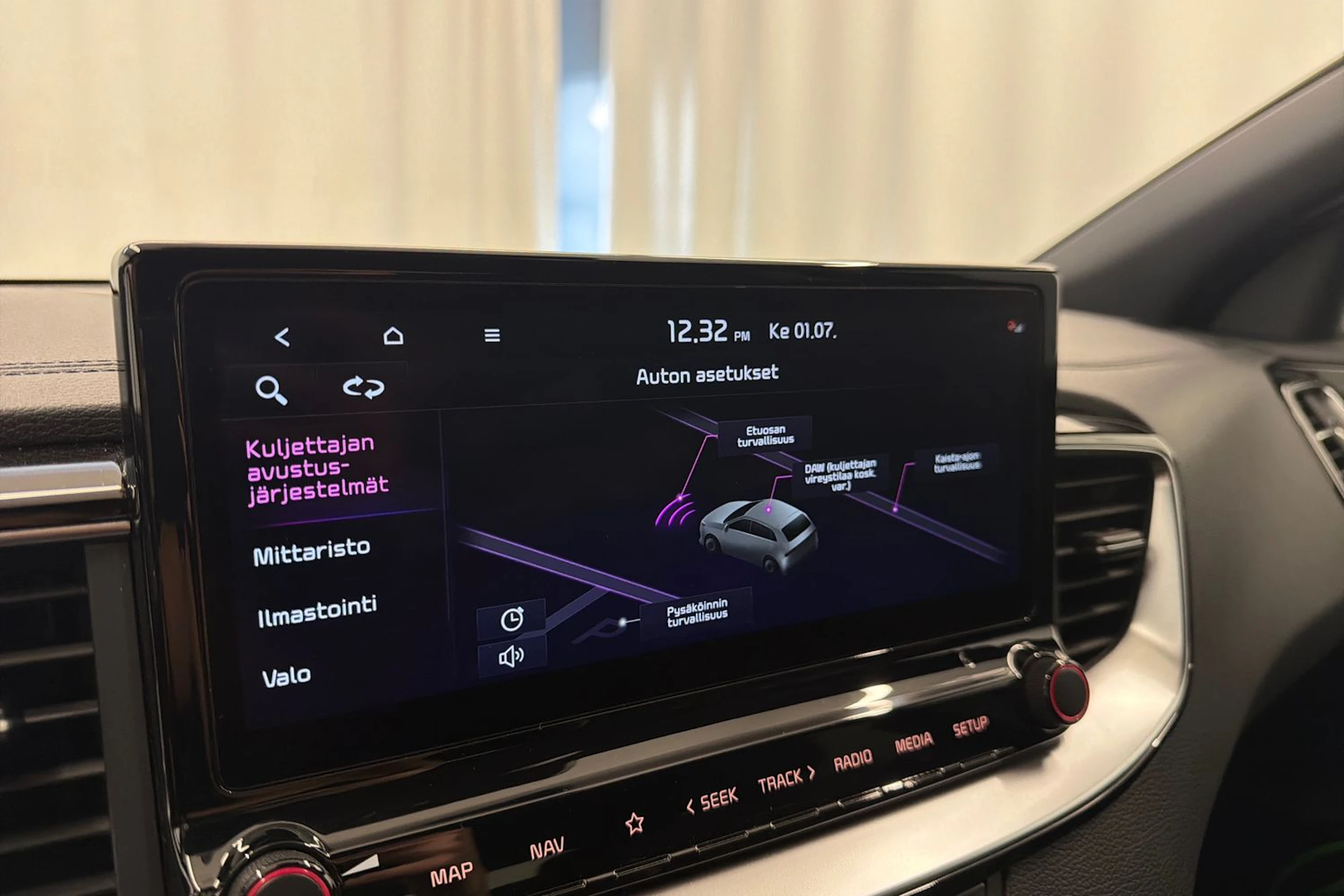musta Kia ProCeed 2024 kuva 25.