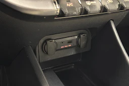 Punainen Kia Rio 2012 kuva 14.