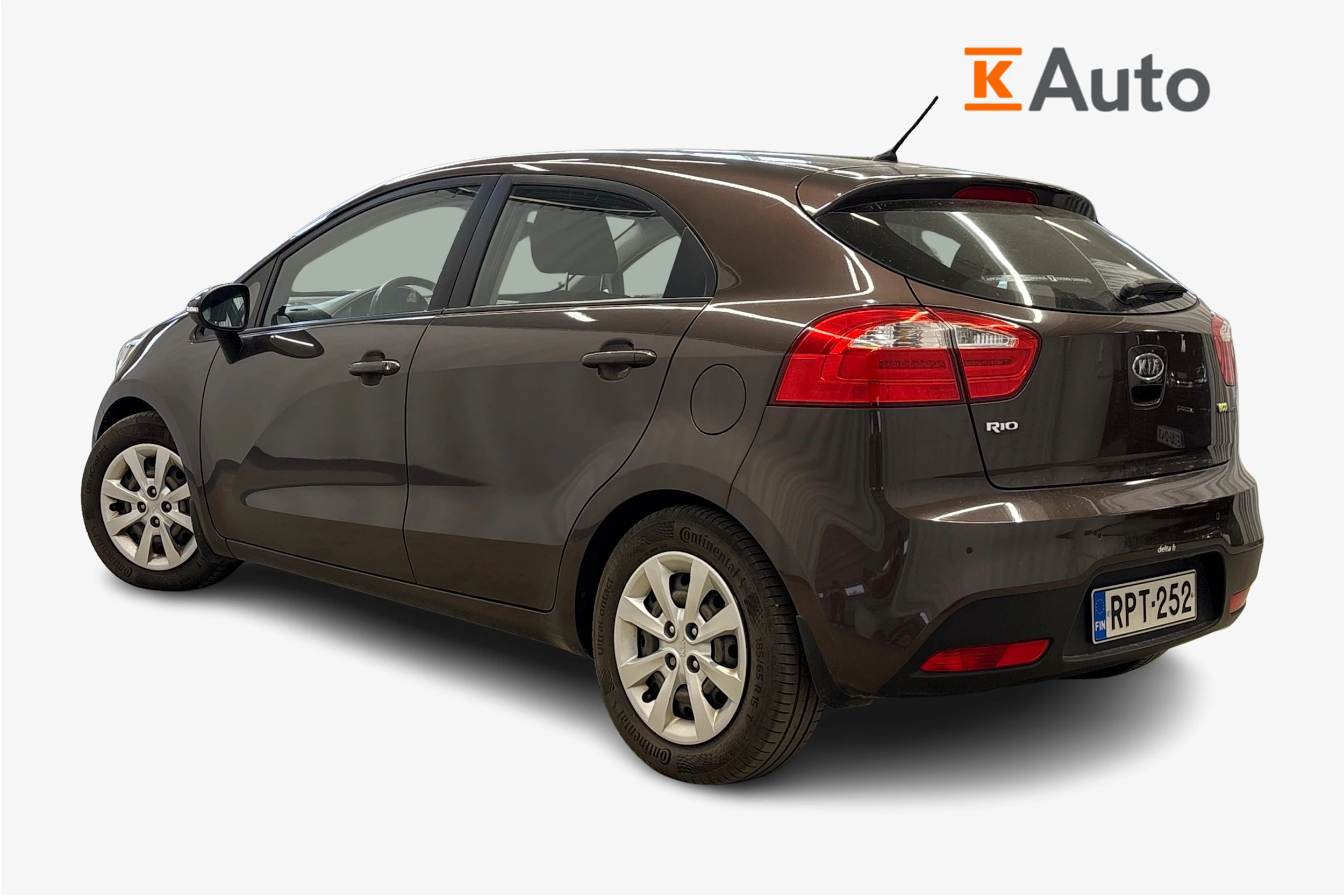 ruskea Kia Rio 2012 kuva 2.