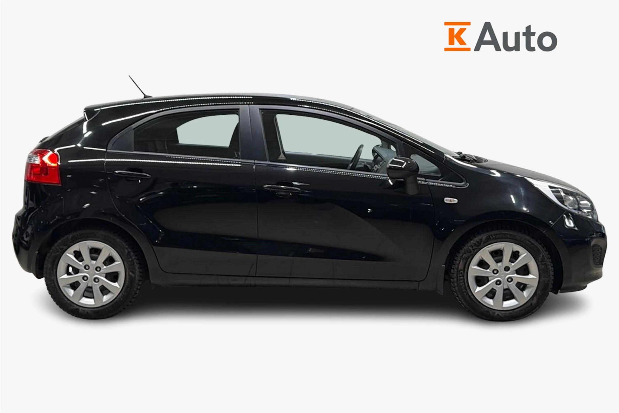 Musta Kia Rio 2013 kuva 5.