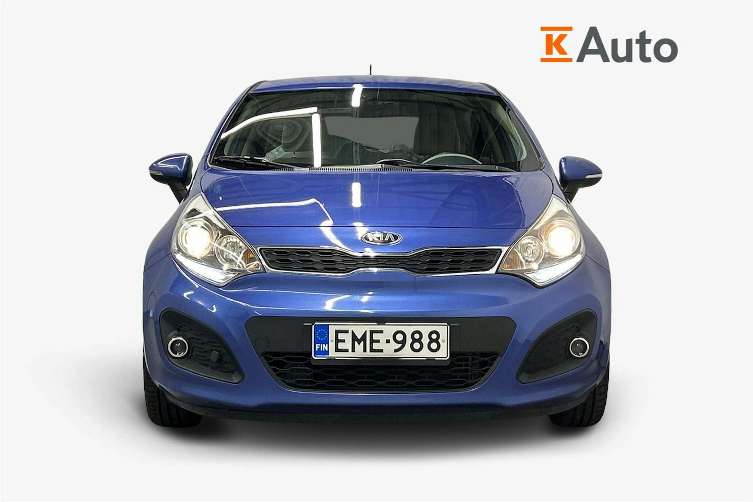 sininen Kia Rio 2013 kuva 5.