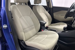sininen Kia Rio 2013 kuva 14.