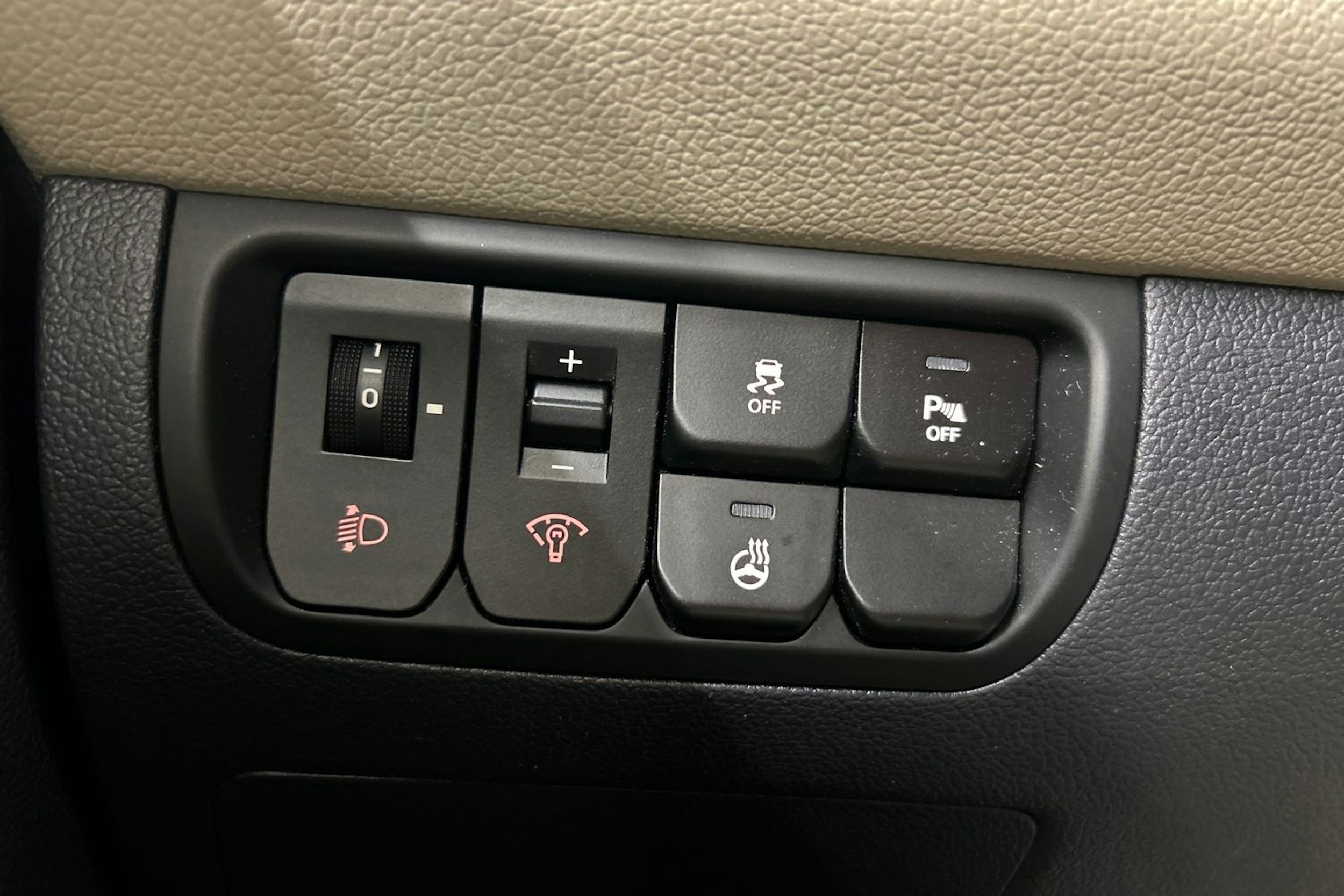 sininen Kia Rio 2013 kuva 17.