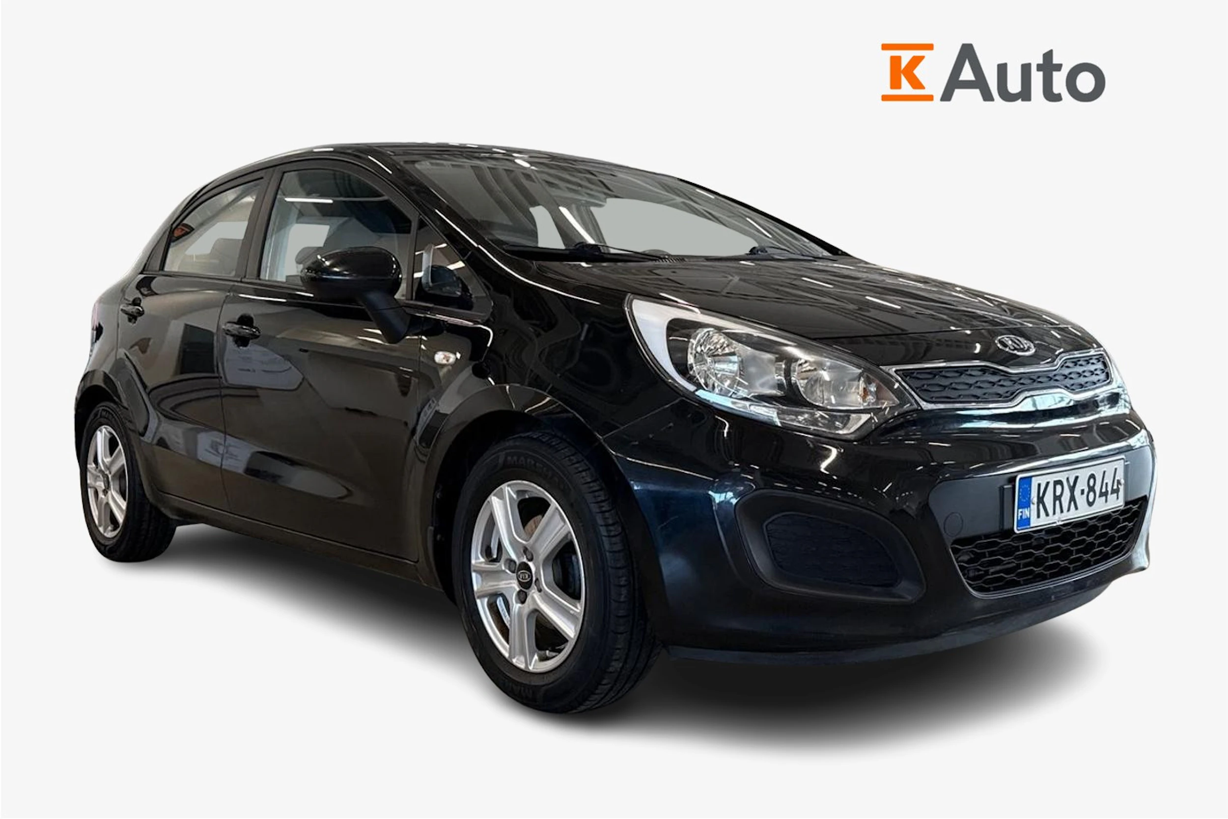 musta Kia Rio 2013 kuva 1.