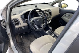 ruskea (beige) Kia Rio 2013 kuva 3.