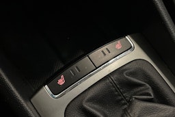 ruskea (beige) Kia Rio 2013 kuva 16.