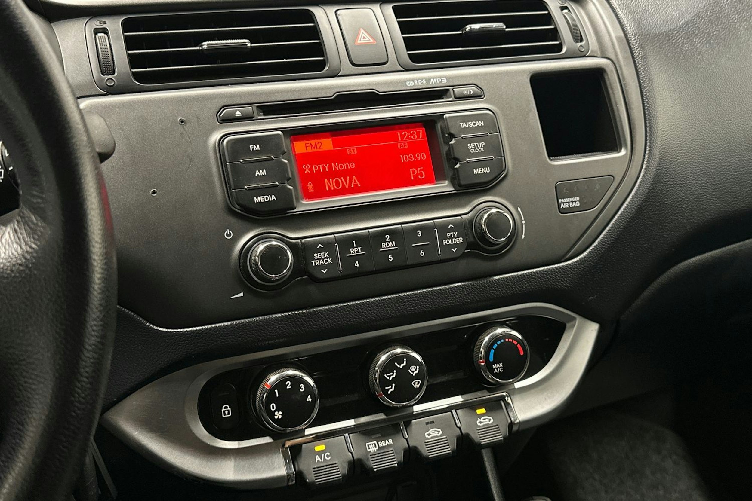 Hopea Kia Rio 2013 kuva 20.