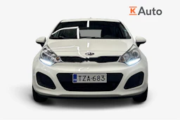 valkoinen Kia Rio 2013 kuva 4.