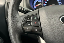 valkoinen Kia Rio 2013 kuva 15.