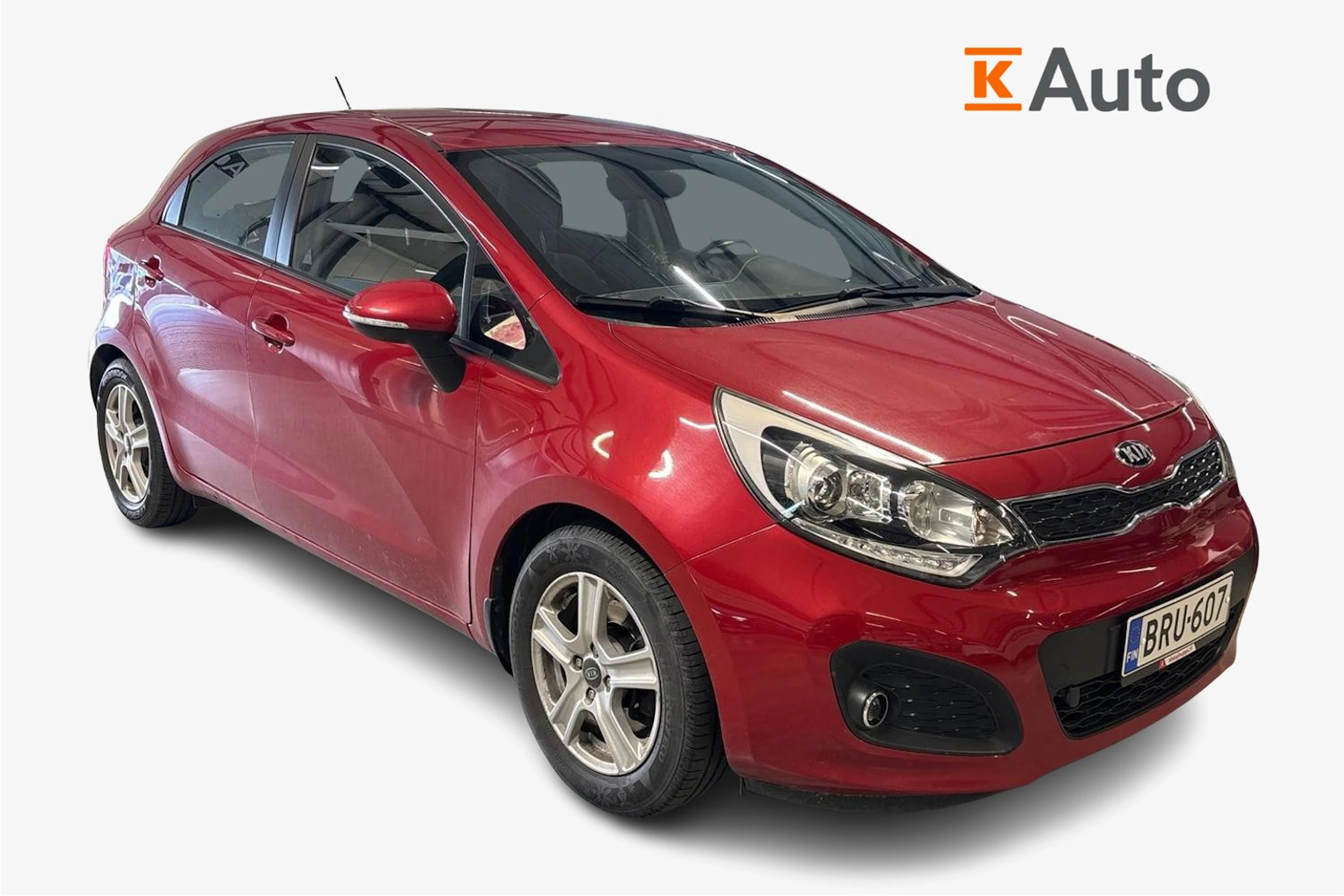 punainen Kia Rio 2014 kuva 1.