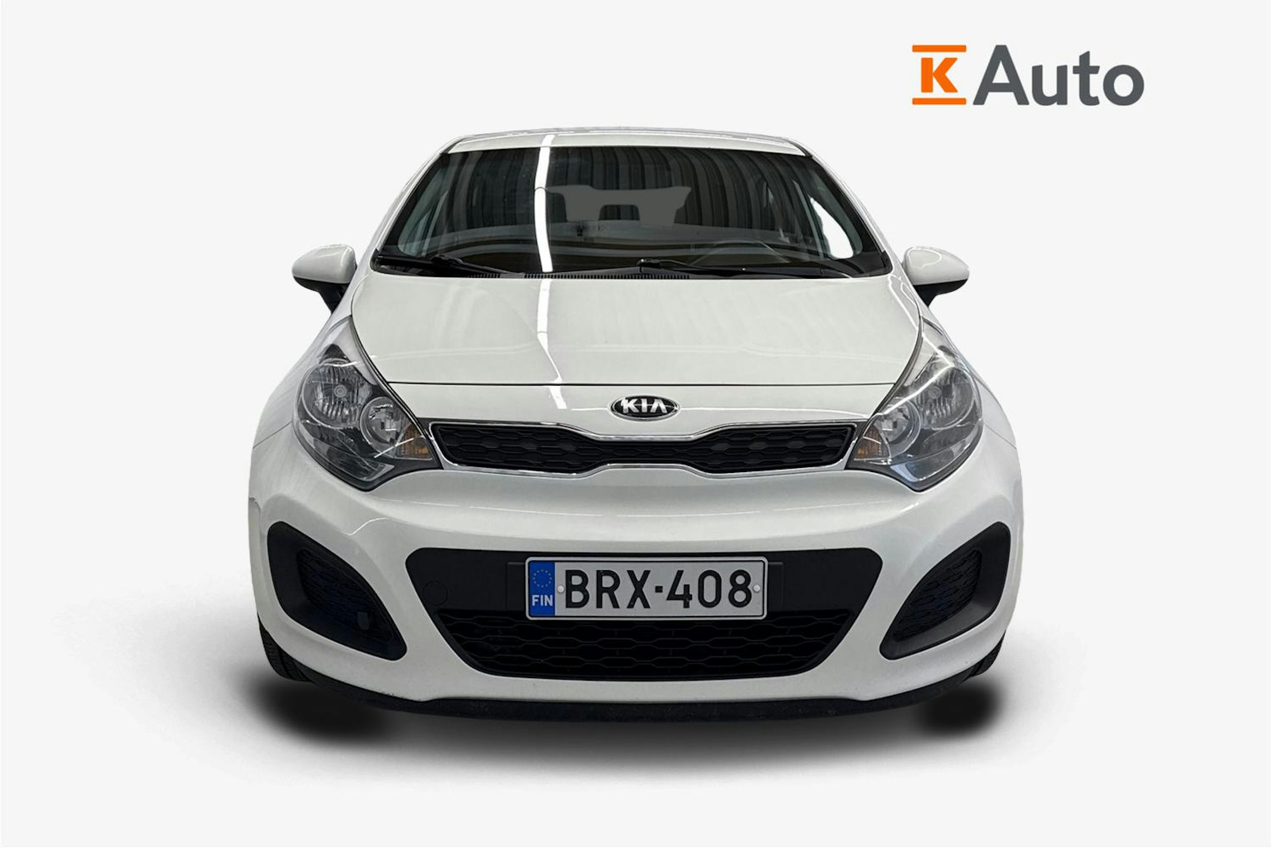 valkoinen Kia Rio 2014 kuva 5.