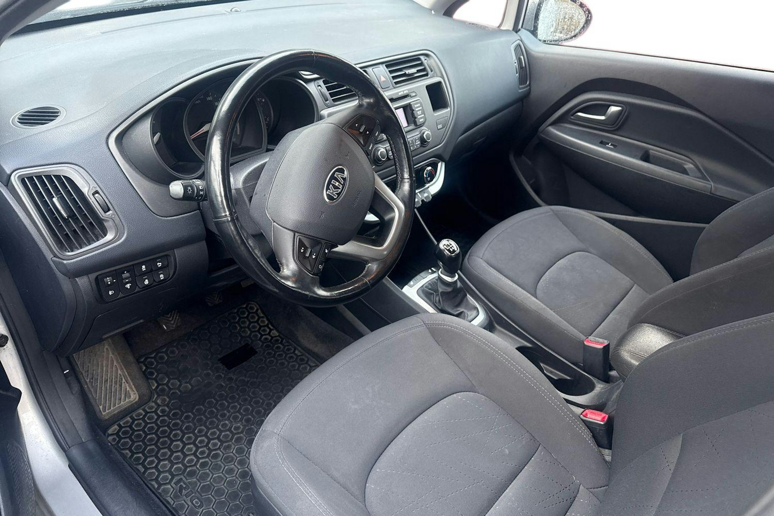 hopea Kia Rio 2014 kuva 3.