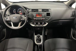 harmaa Kia Rio 2014 kuva 7.