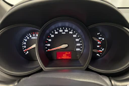 harmaa Kia Rio 2014 kuva 14.