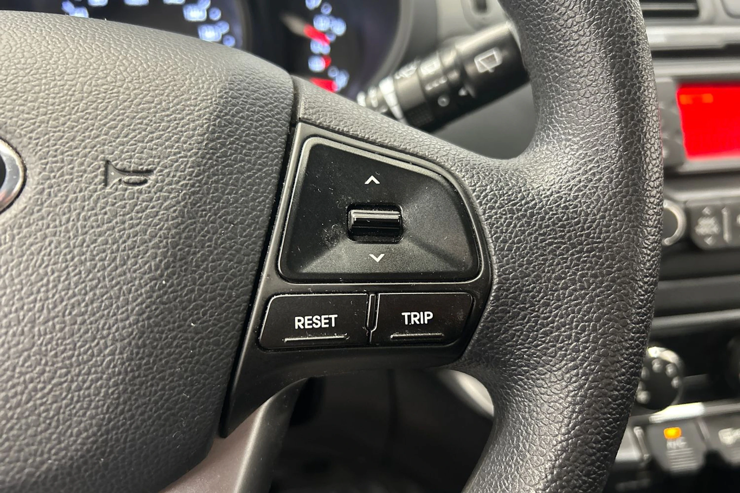 harmaa Kia Rio 2014 kuva 16.