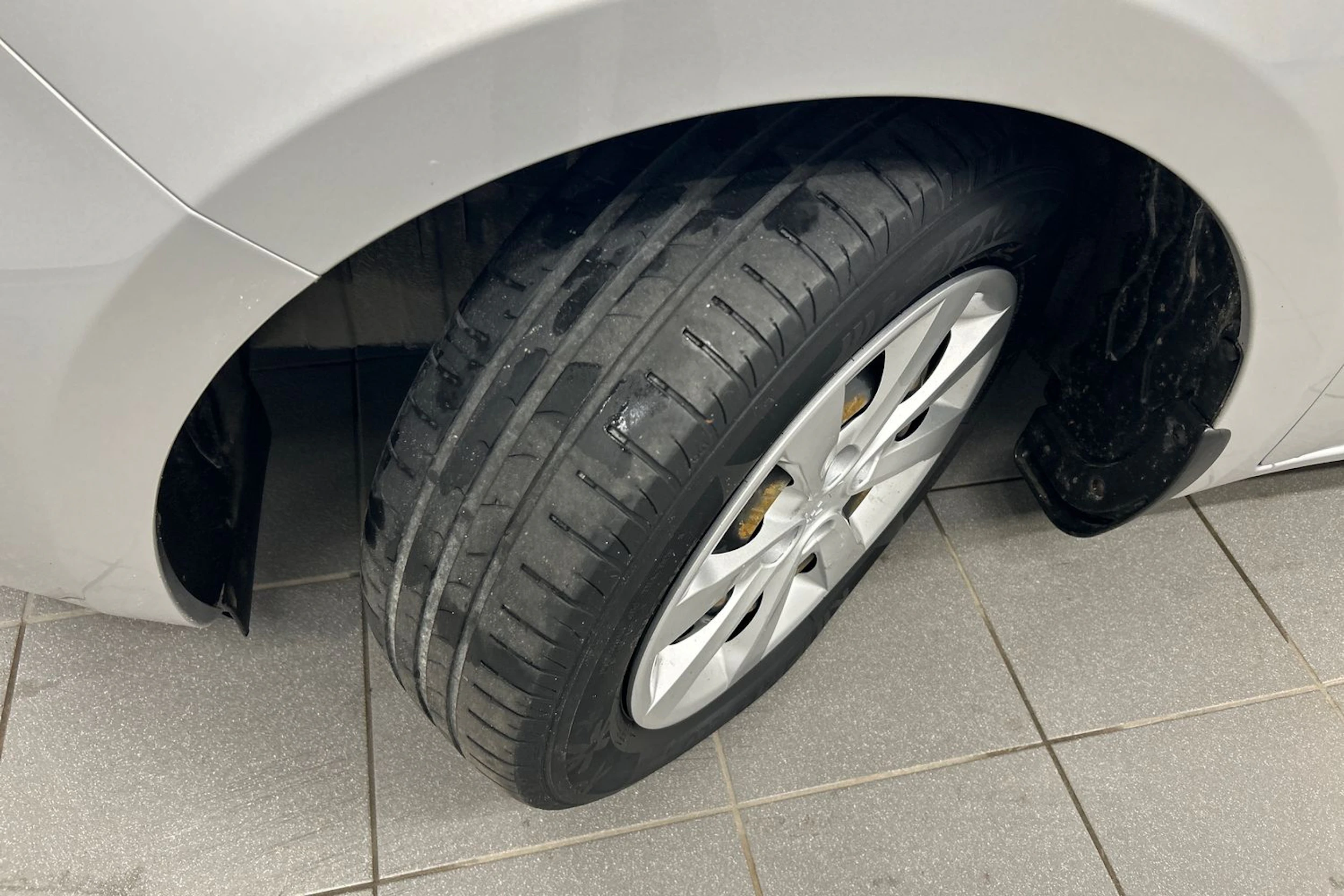 hopea Kia Rio 2014 kuva 10.
