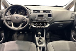 valkoinen Kia Rio 2014 kuva 9.