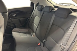 valkoinen Kia Rio 2014 kuva 10.