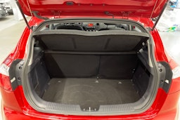 Punainen Kia Rio 2014 kuva 15.