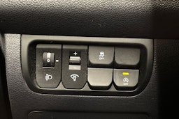 Punainen Kia Rio 2014 kuva 19.