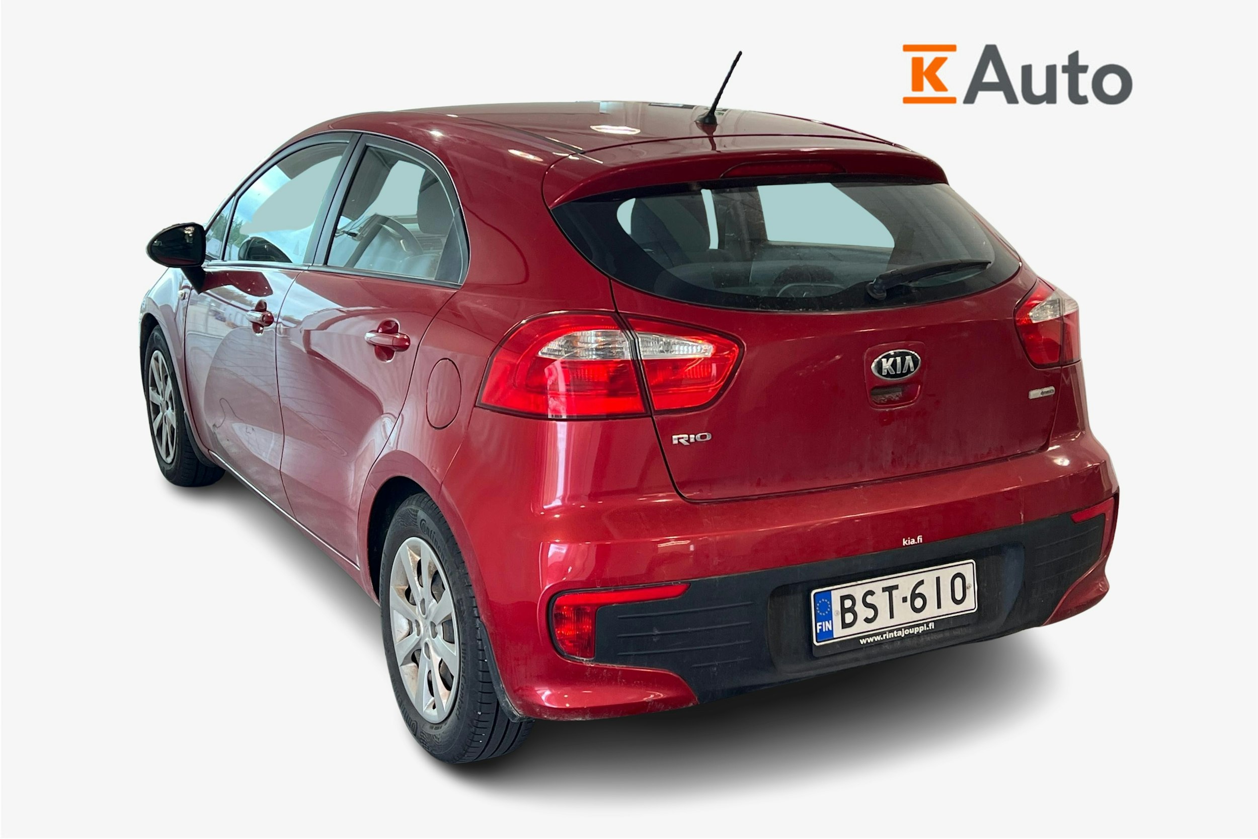 punainen Kia Rio 2015 kuva 2.