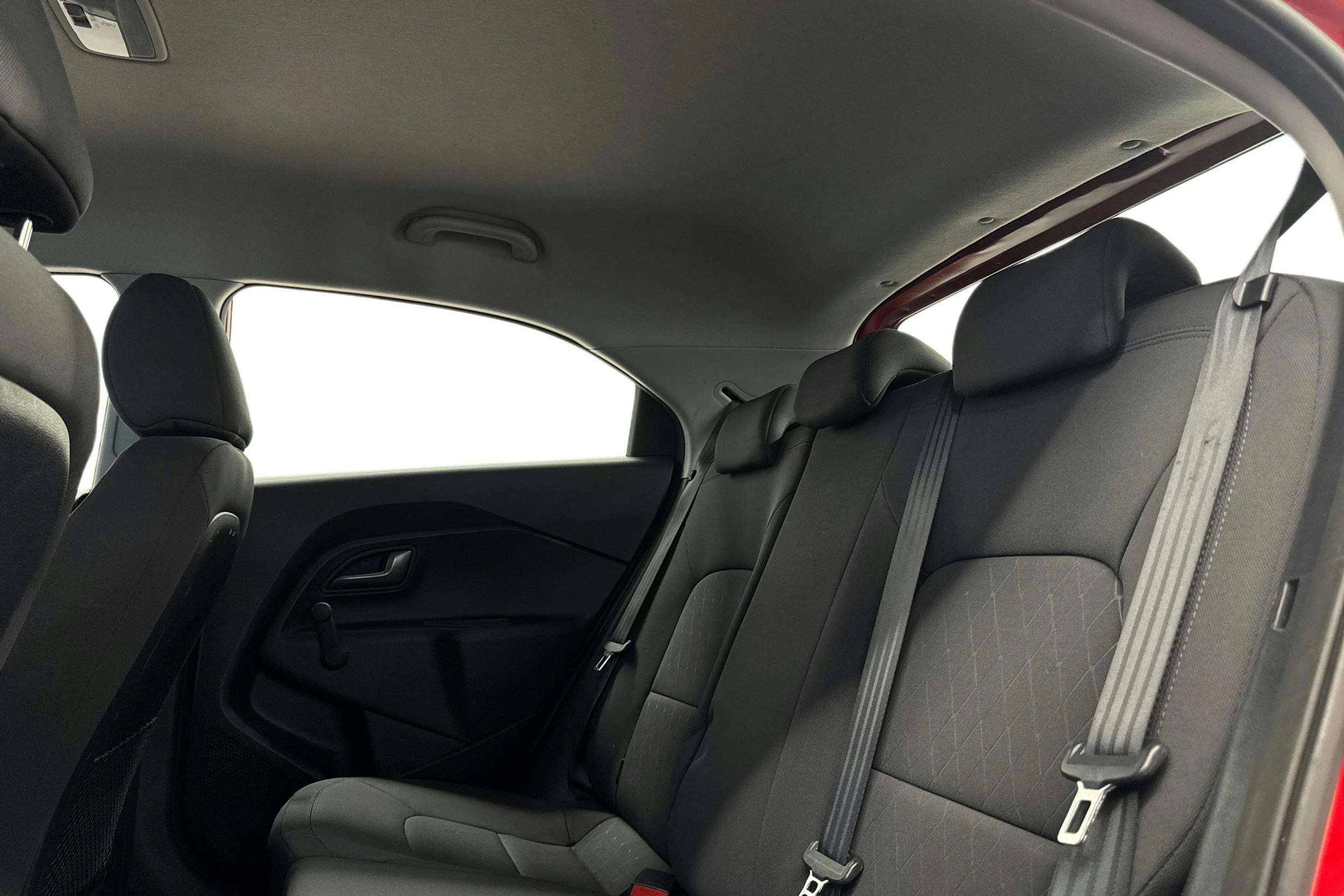 punainen Kia Rio 2015 kuva 8.