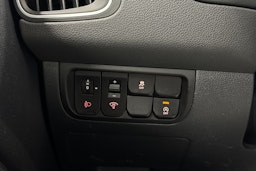 punainen Kia Rio 2015 kuva 20.