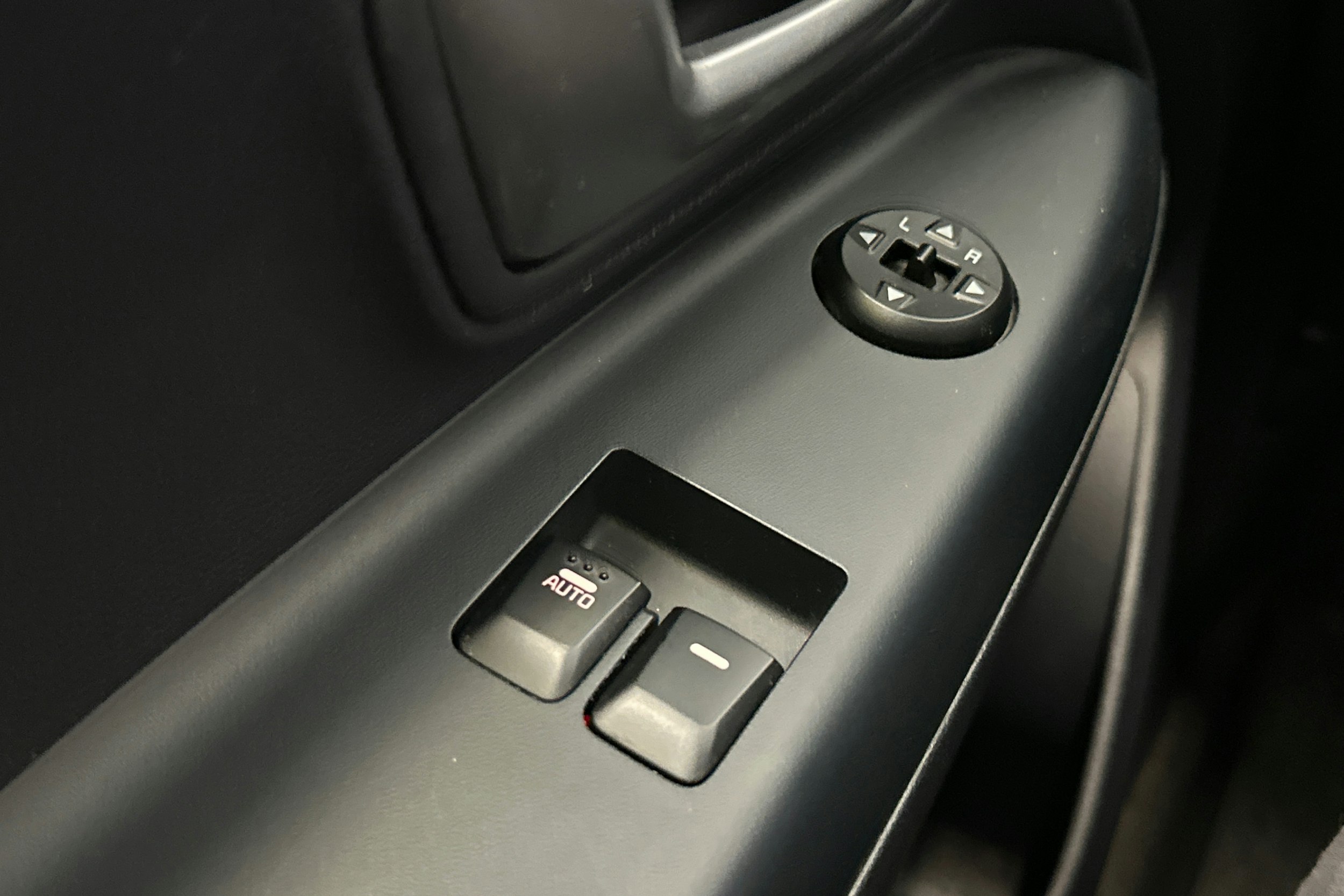 harmaa Kia Rio 2015 kuva 17.