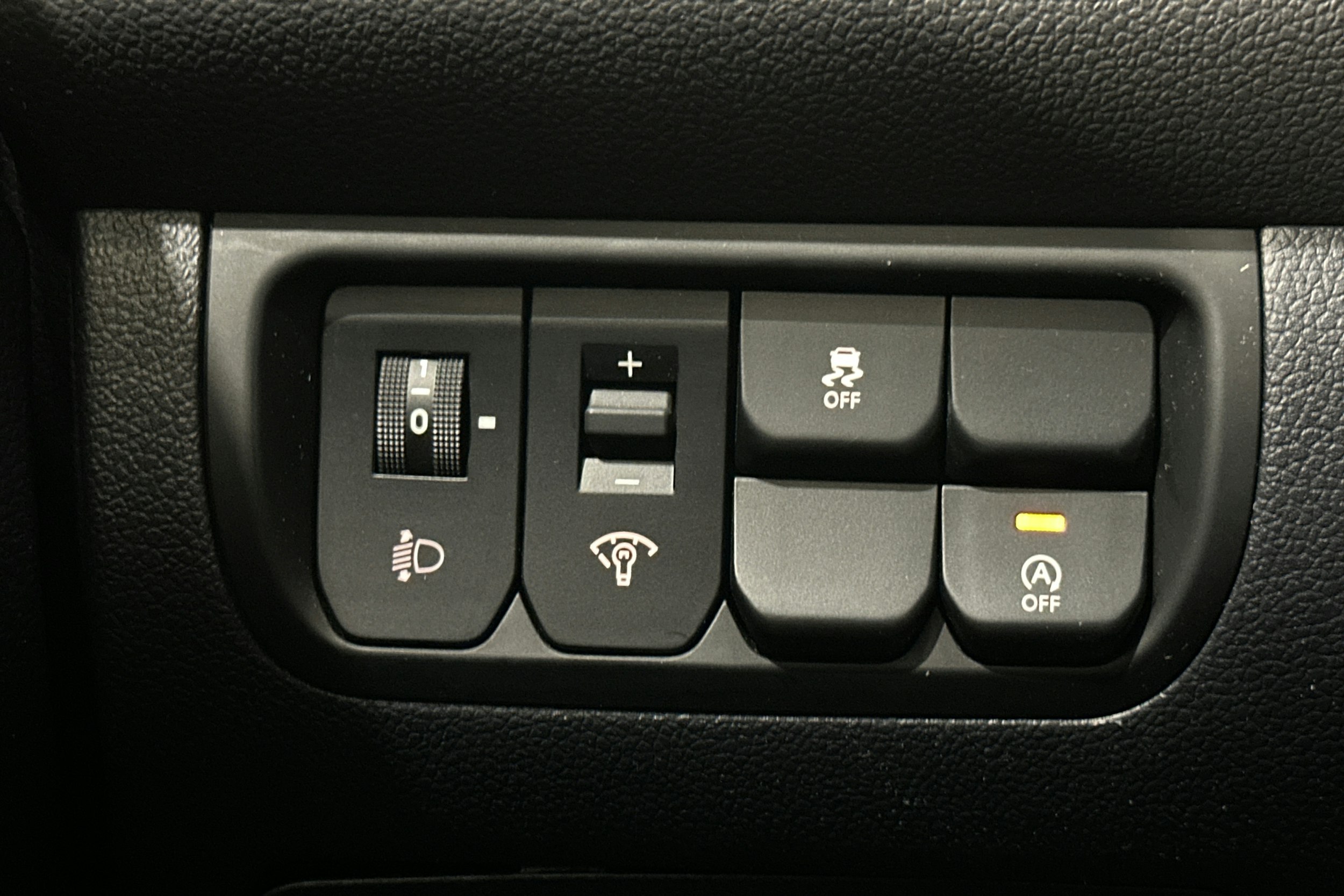 harmaa Kia Rio 2015 kuva 18.