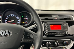 harmaa Kia Rio 2015 kuva 20.