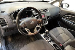 harmaa Kia Rio 2015 kuva 7.