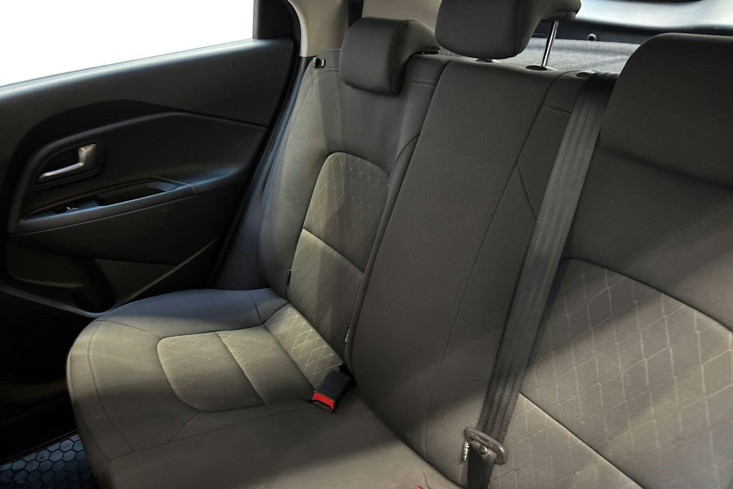 harmaa Kia Rio 2015 kuva 10.