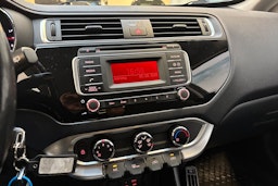 harmaa Kia Rio 2015 kuva 20.