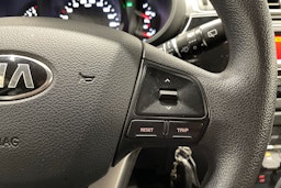Musta Kia Rio 2015 kuva 24.