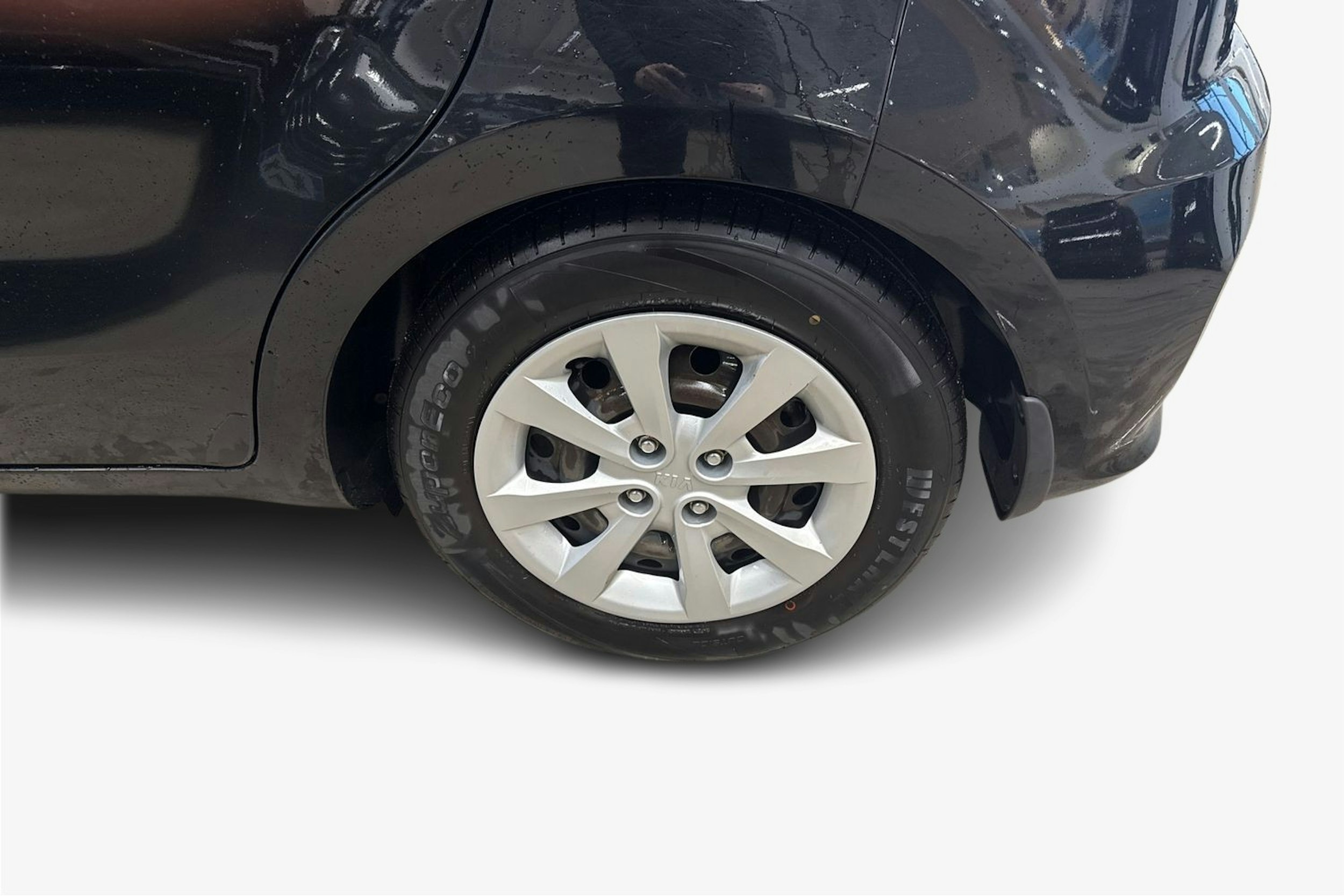 musta Kia Rio 2015 kuva 9.