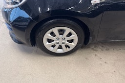 musta Kia Rio 2015 kuva 10.