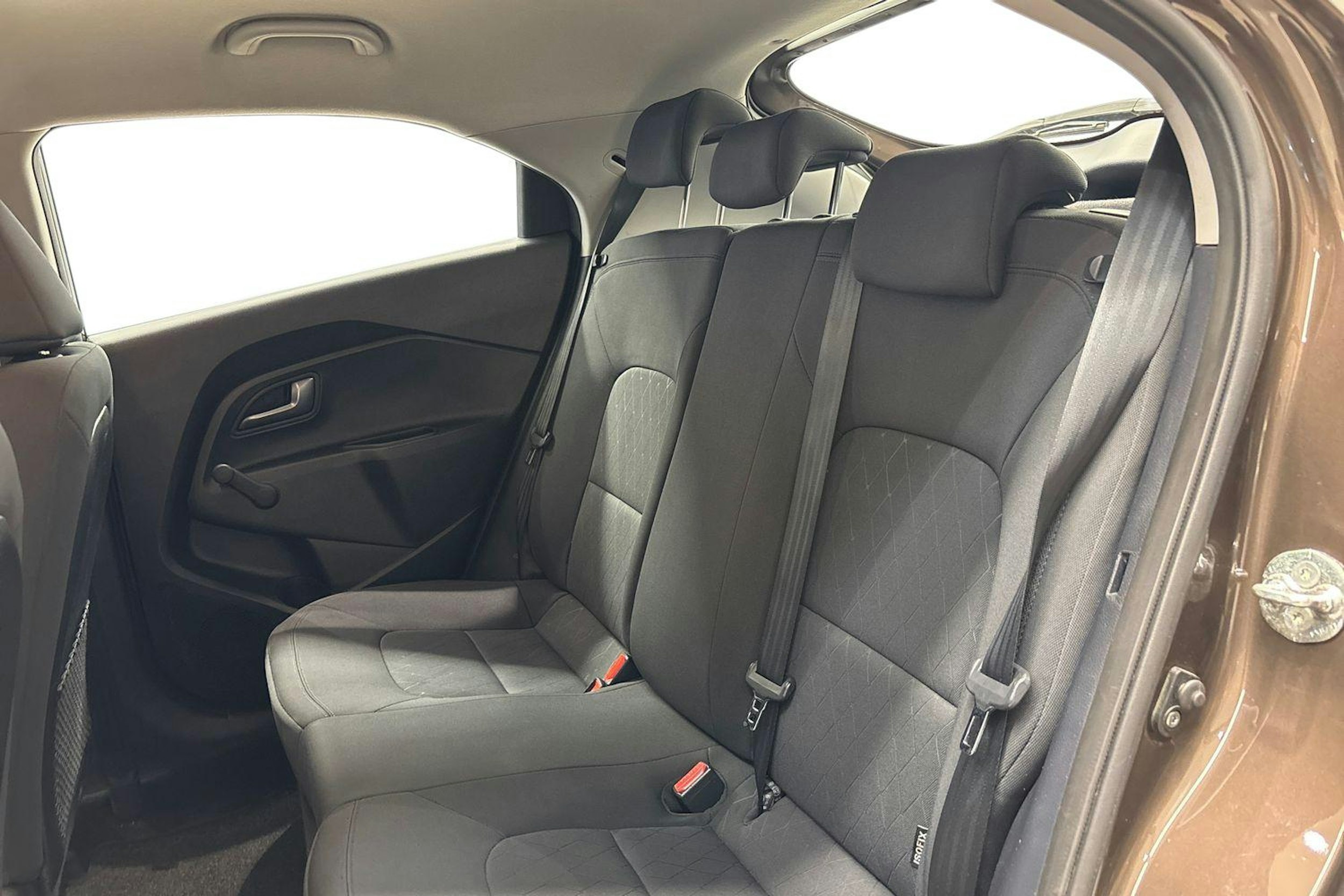 Ruskea (beige) Kia Rio 2015 kuva 10.