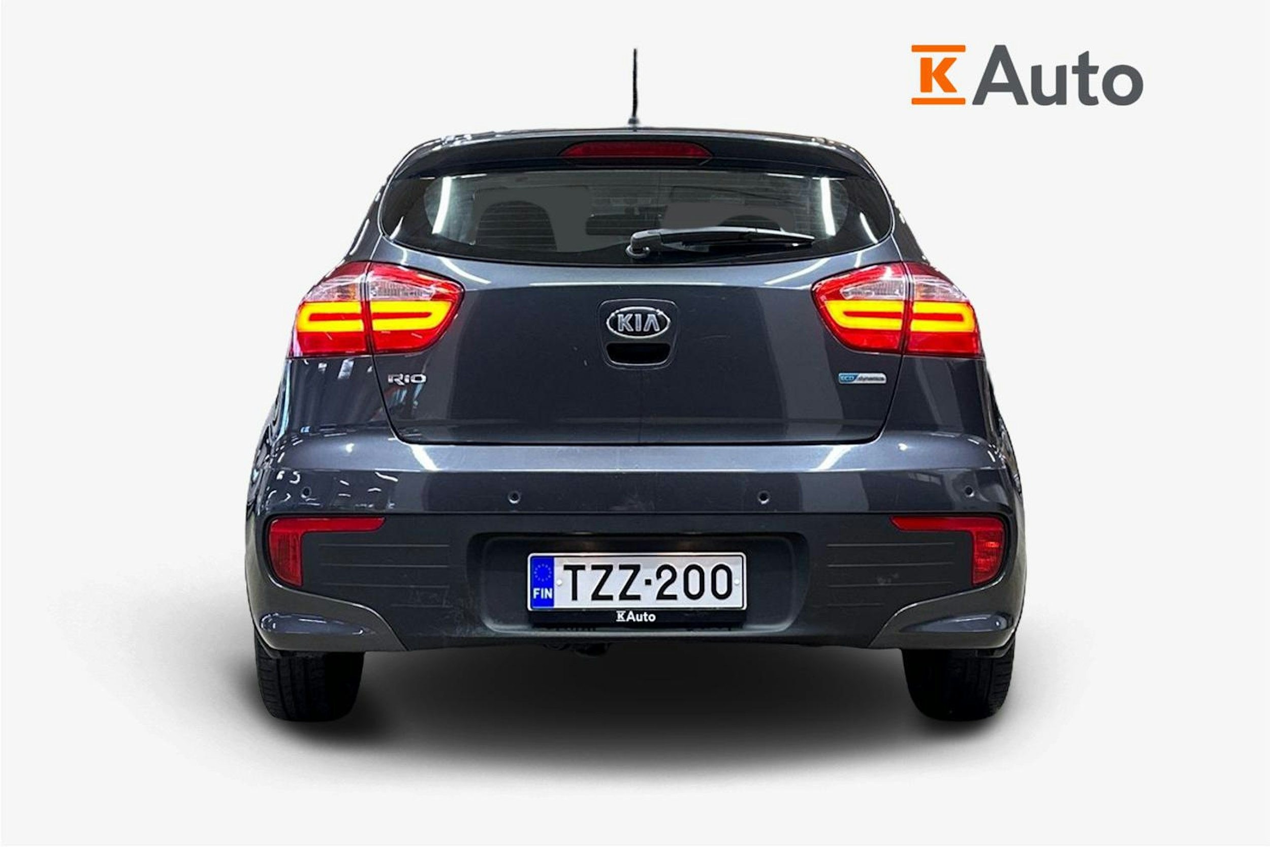 harmaa Kia Rio 2016 kuva 3.
