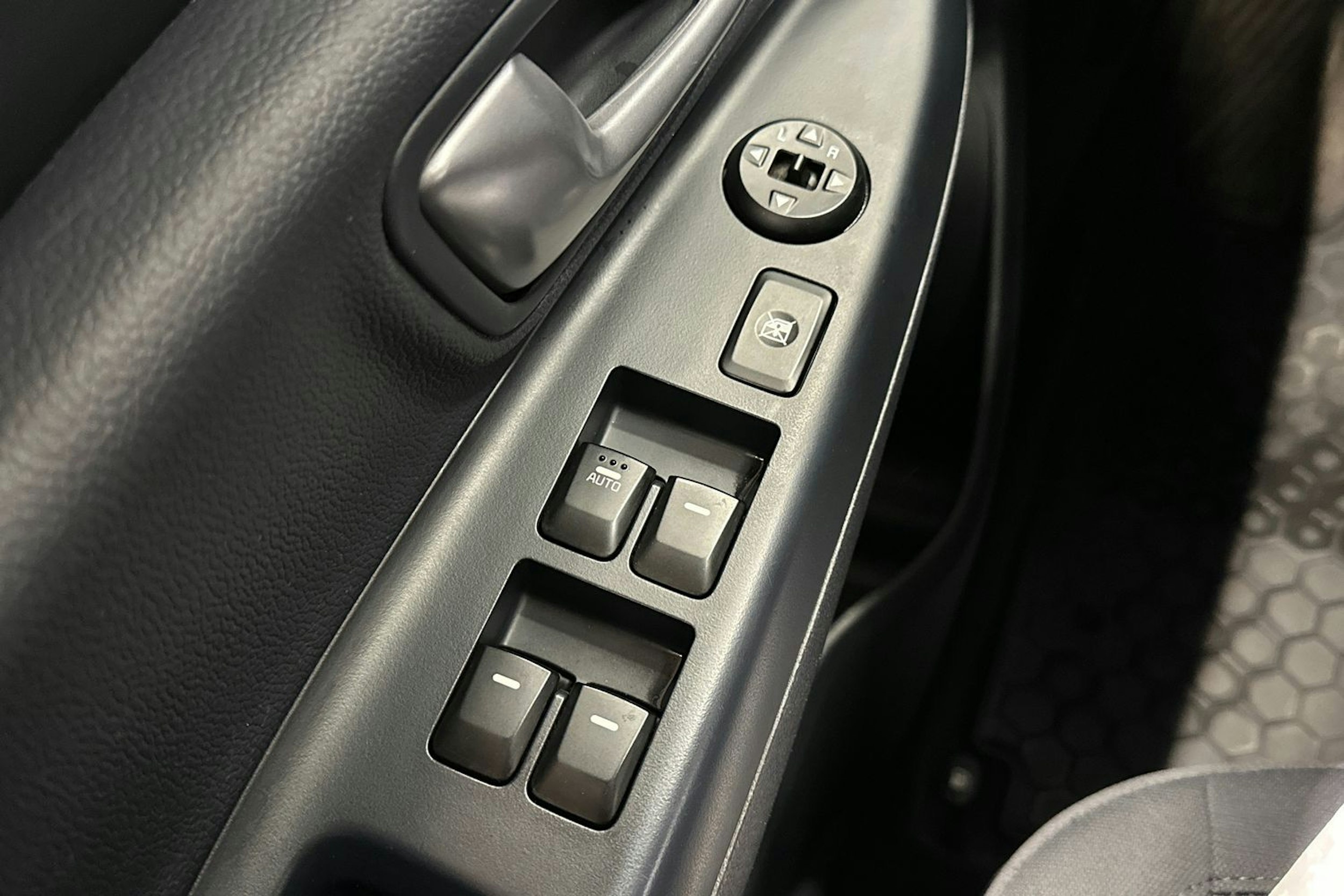harmaa Kia Rio 2016 kuva 26.