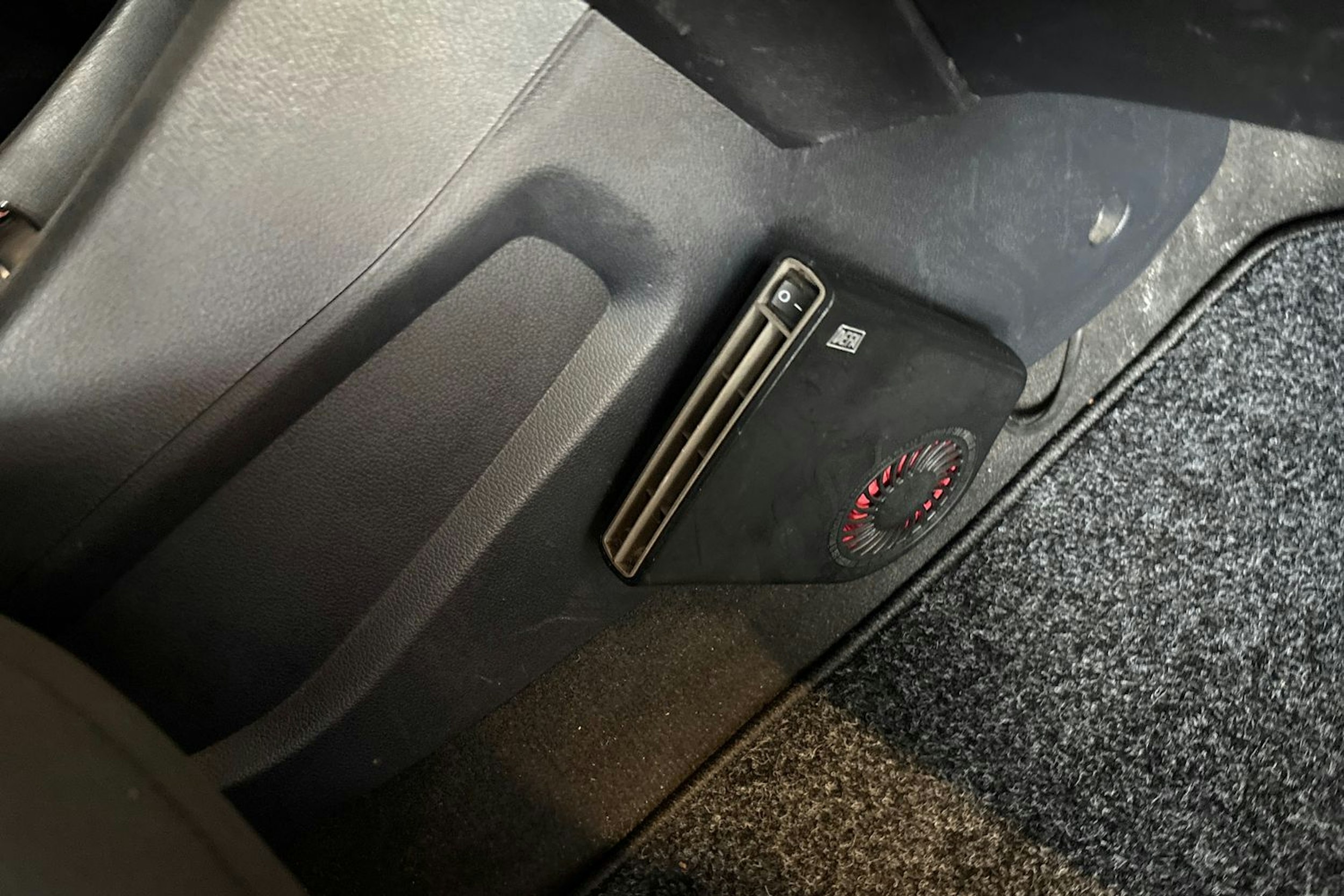 ruskea (beige) Kia Rio 2015 kuva 18.