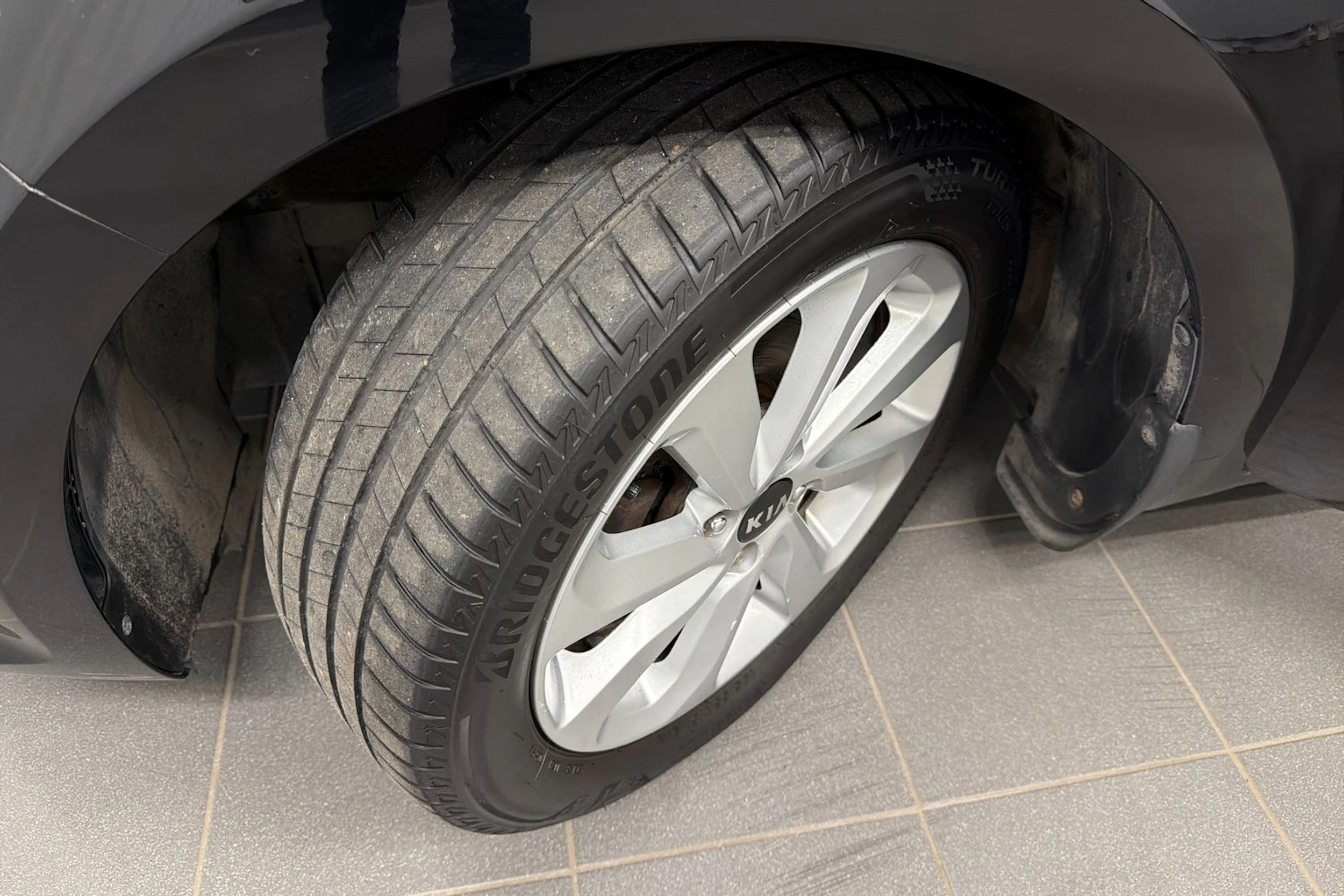 musta Kia Rio 2016 kuva 10.
