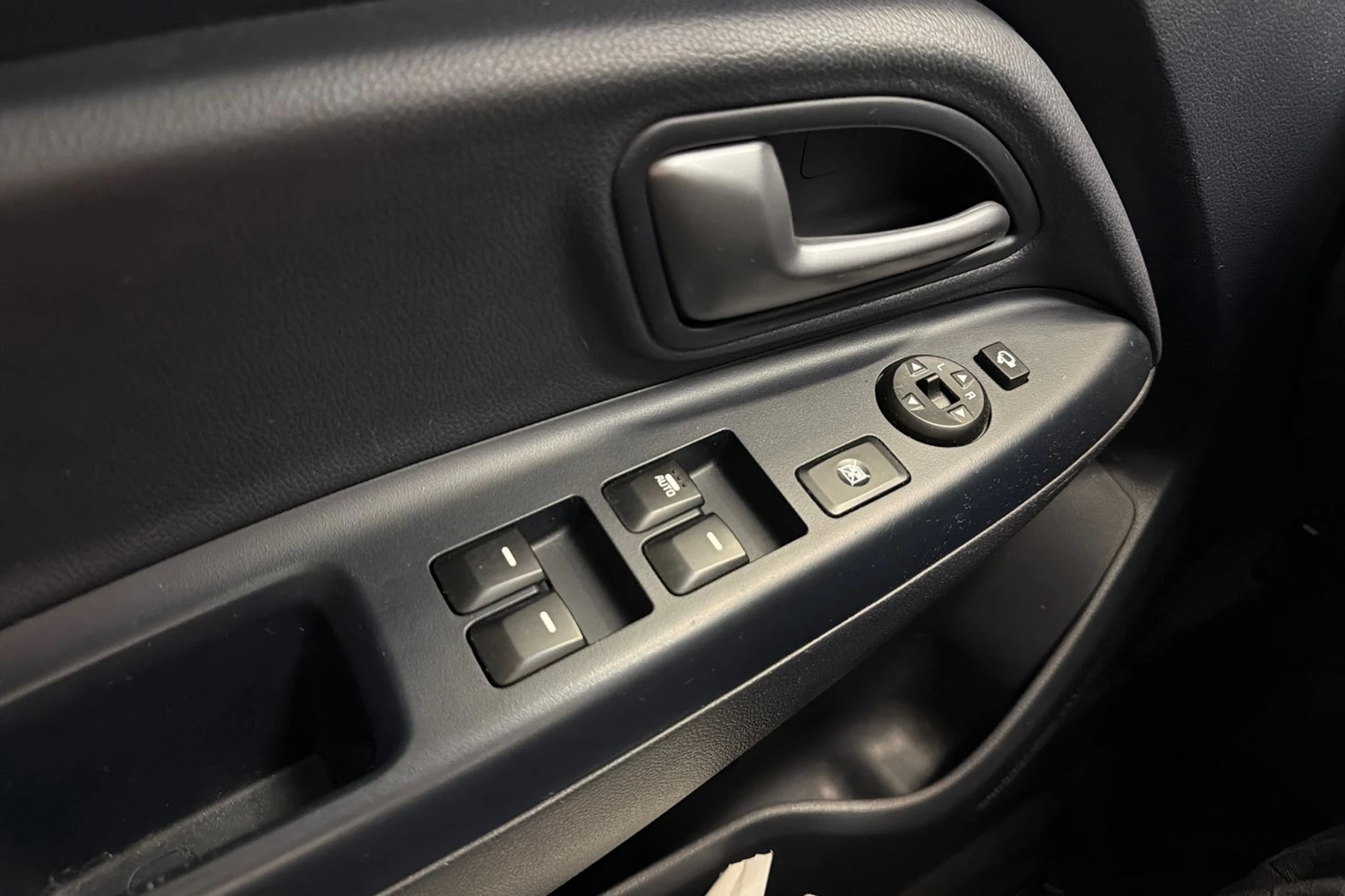 musta Kia Rio 2016 kuva 20.