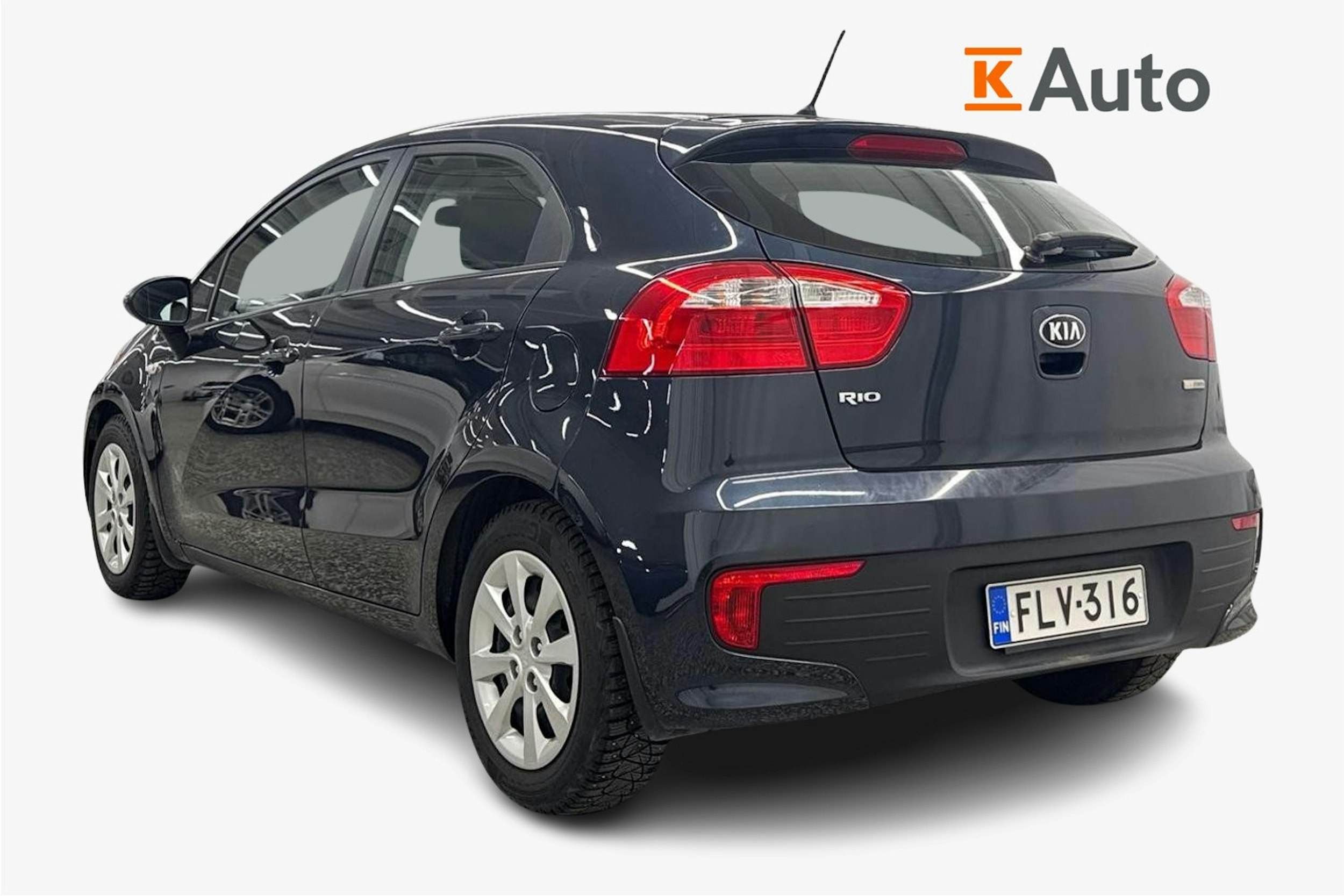 sininen Kia Rio 2016 kuva 2.