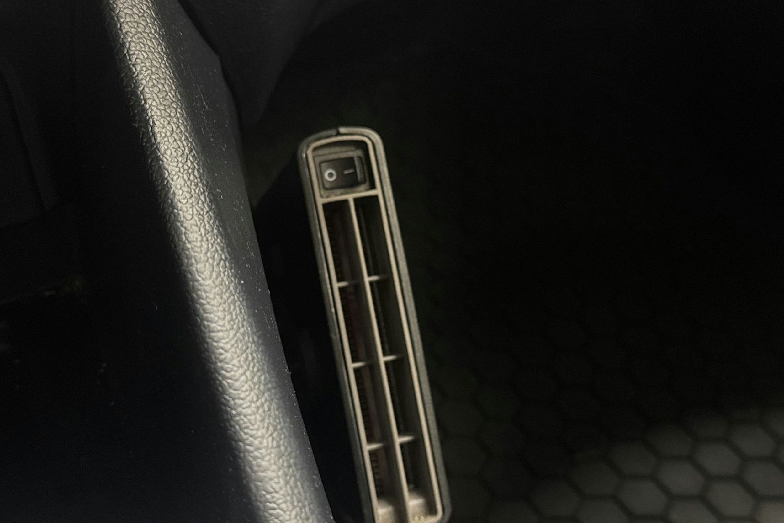 sininen Kia Rio 2016 kuva 21.