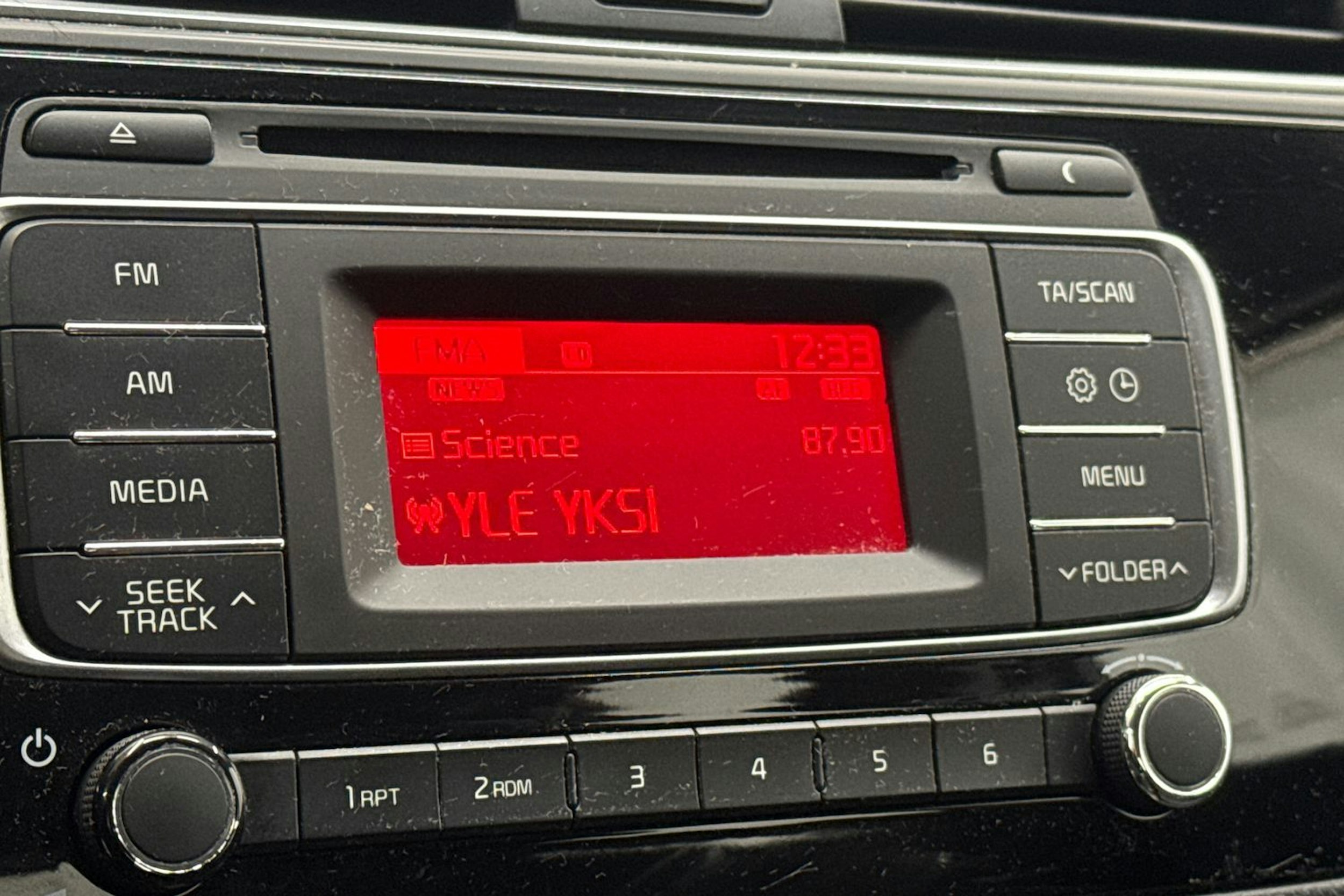 sininen Kia Rio 2016 kuva 24.