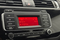 sininen Kia Rio 2016 kuva 25.