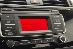 sininen Kia Rio 2016 kuva 27.